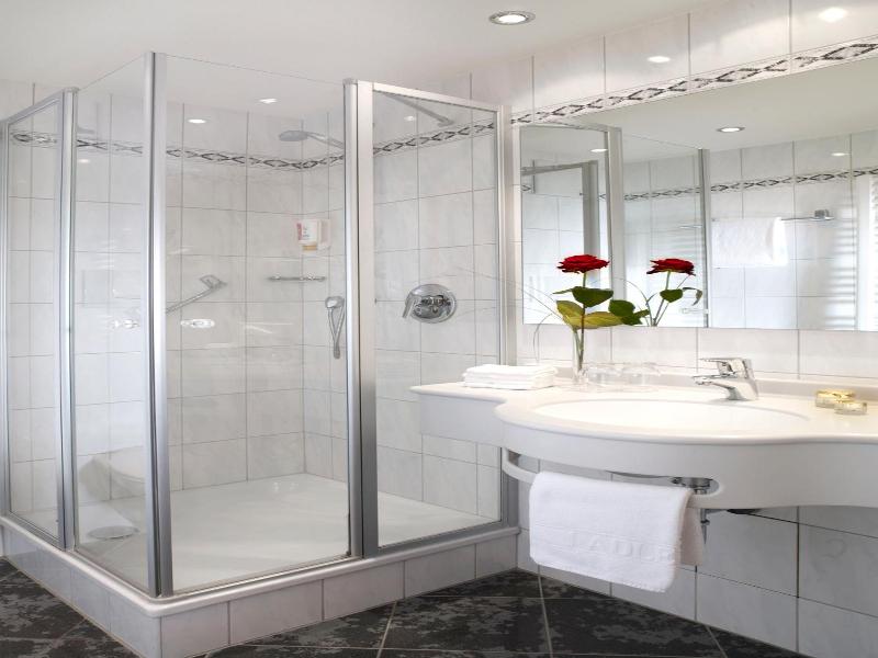 Flair Hotel Adlerbad - Genel