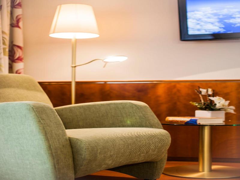 Flair Hotel Adlerbad - Oda