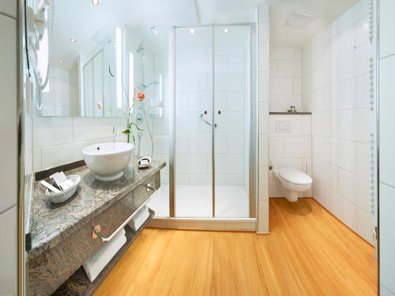 Flair Hotel Adlerbad - Oda