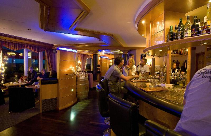 Wellness- & Nationalpark Hotel Schliffkopf BWSC - Bar