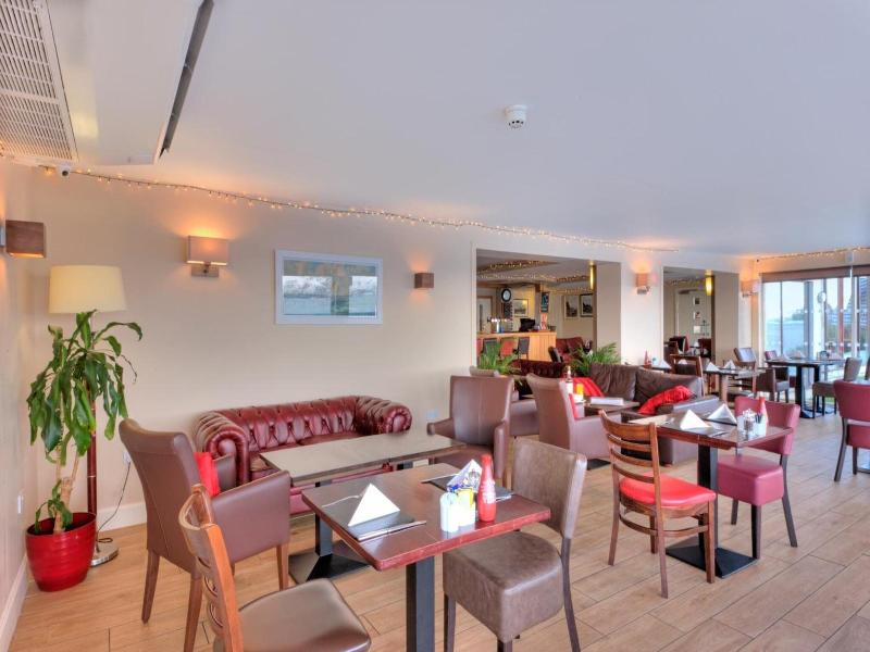 The Holly Tree - Restoran