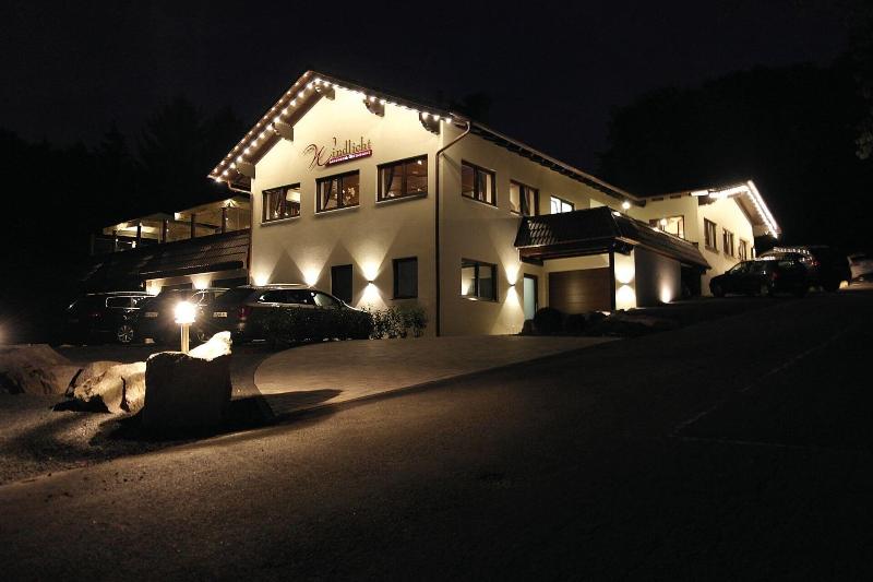 Kleines Landhotel Windlicht - Genel