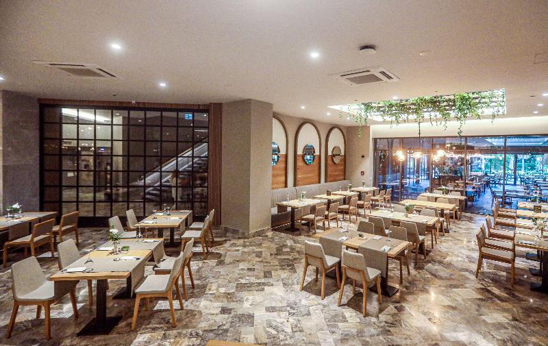 Miramare Beach - Restoran