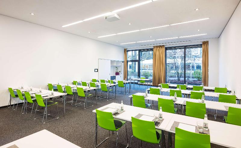 Lindner Frankfurt Sportpark, part of JdV by Hyatt - Toplantı