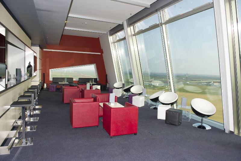 Pannonia Tower - Lobi