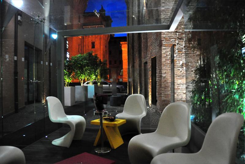 Hotel Ferrara - Lobi