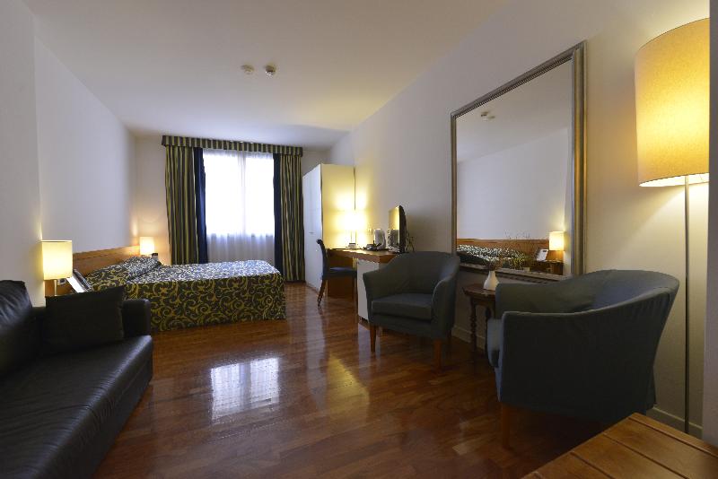 Hotel Ferrara - Oda