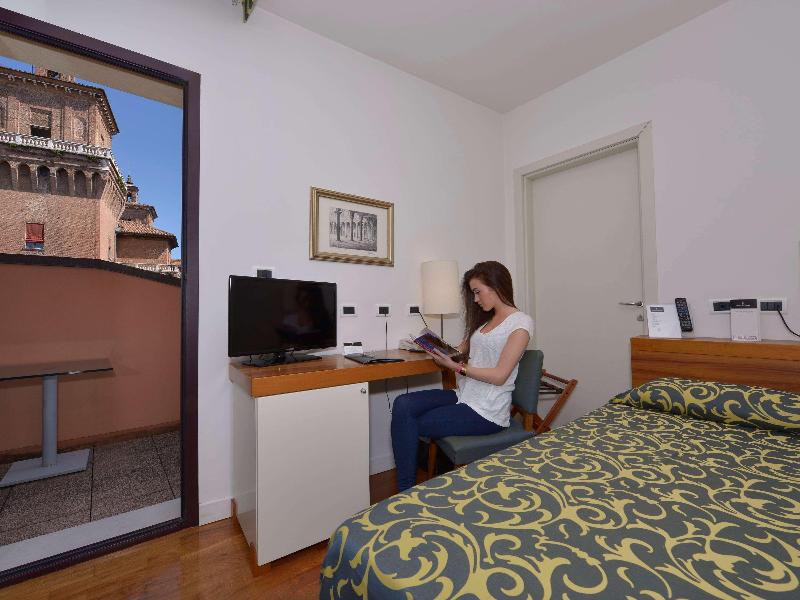 Hotel Ferrara - Oda