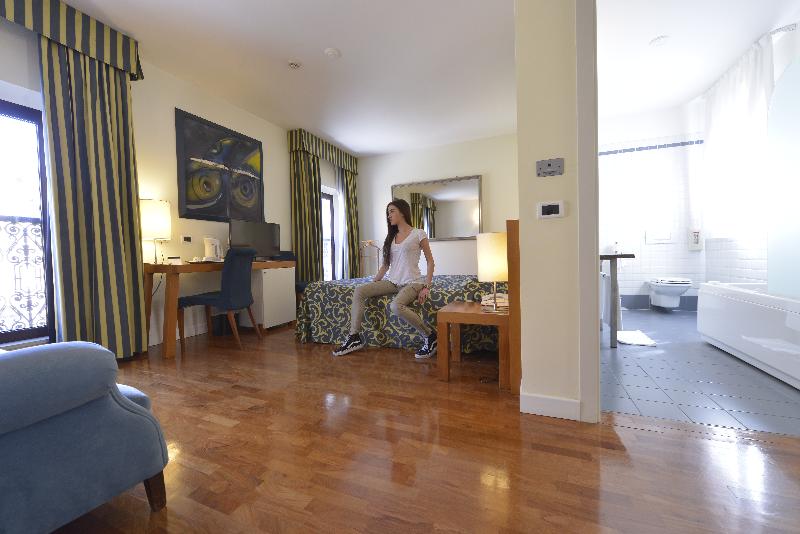 Hotel Ferrara - Oda