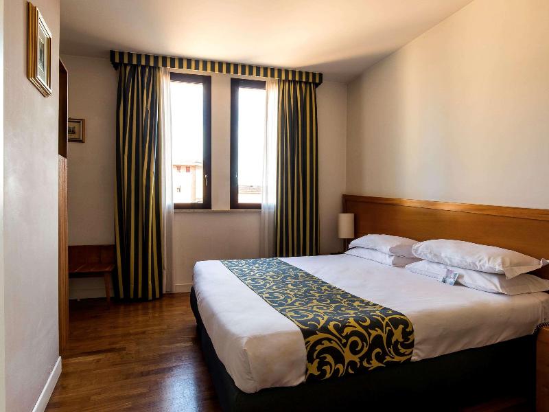 Hotel Ferrara - Oda