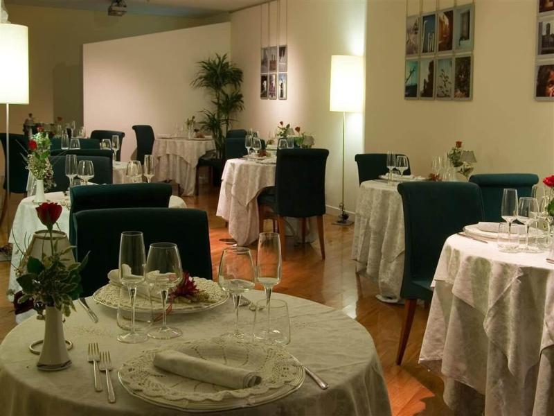 Hotel Ferrara - Restoran