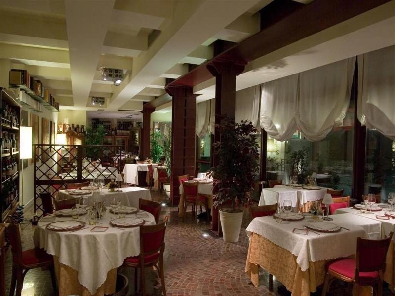 Hotel Ferrara - Restoran