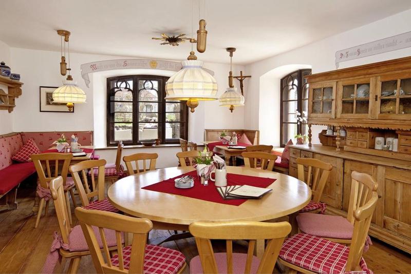 Schloss zu Hopferau - Restoran