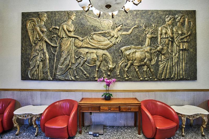 Flushing Hotel - Lobi