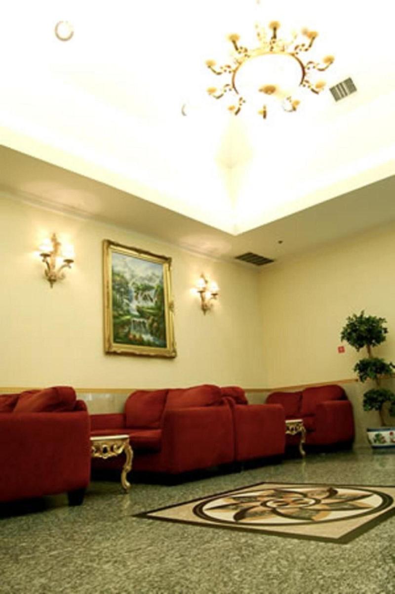 Flushing Hotel - Lobi