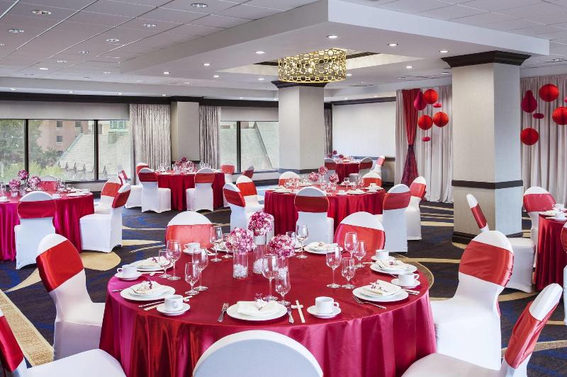 Sheraton Laguardia East - Toplantı
