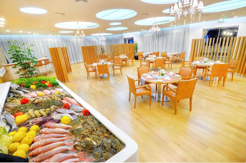 Oceanic Khorfakkan Resort & Spa - Restoran