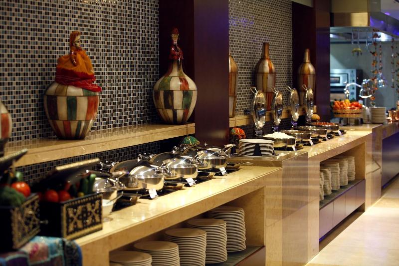 Oceanic Khorfakkan Resort & Spa - Restoran