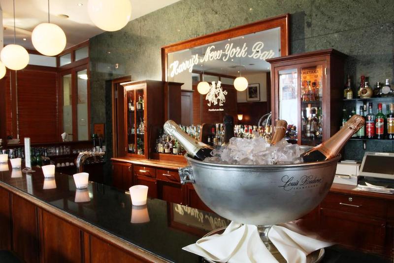 Lindner Frankfurt Main Plaza - Bar