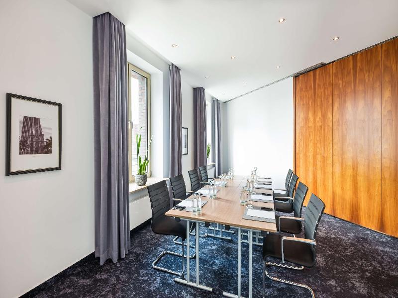 Lindner Frankfurt Main Plaza - Toplantı