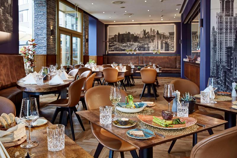 Lindner Frankfurt Main Plaza - Restoran