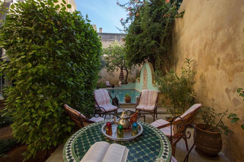 Riad Norma - Genel