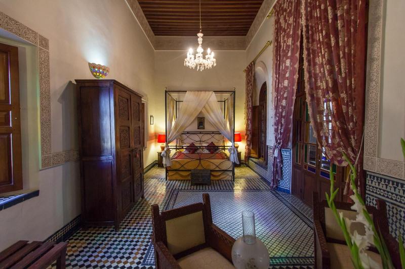 Riad Norma - Oda