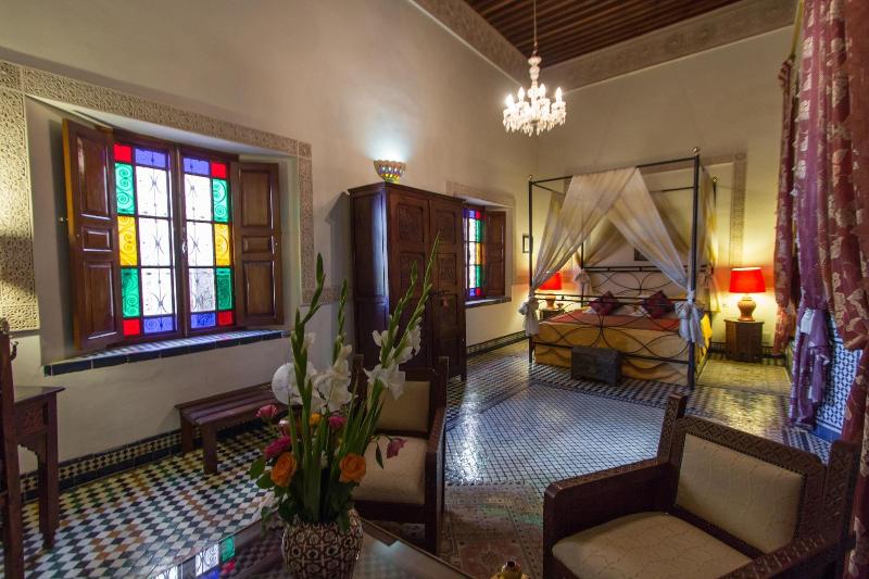 Riad Norma - Oda
