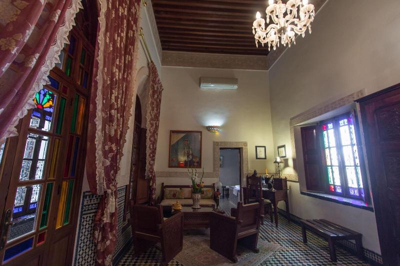 Riad Norma - Oda