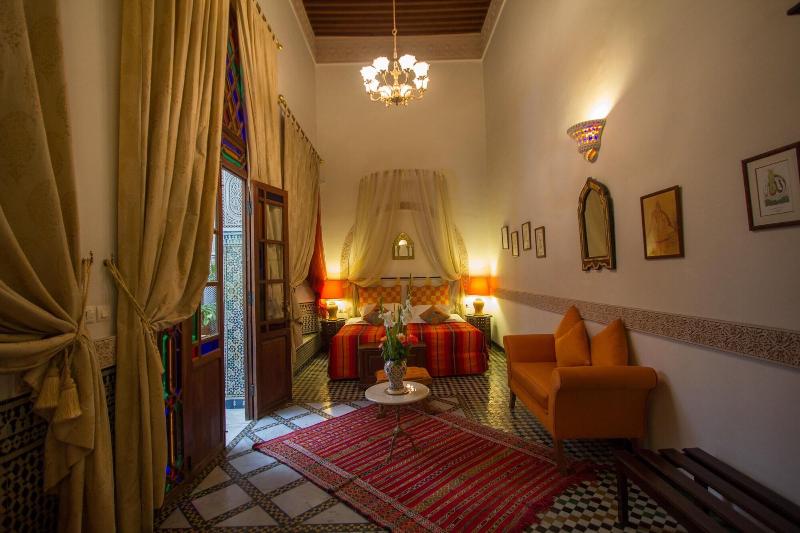 Riad Norma - Oda