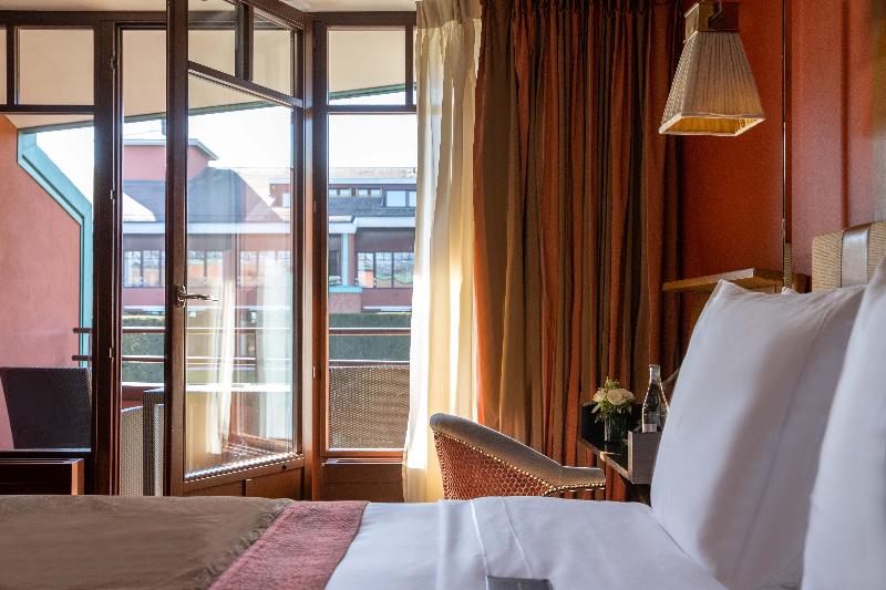 La Reserve Geneve Hotel And Spa - Oda