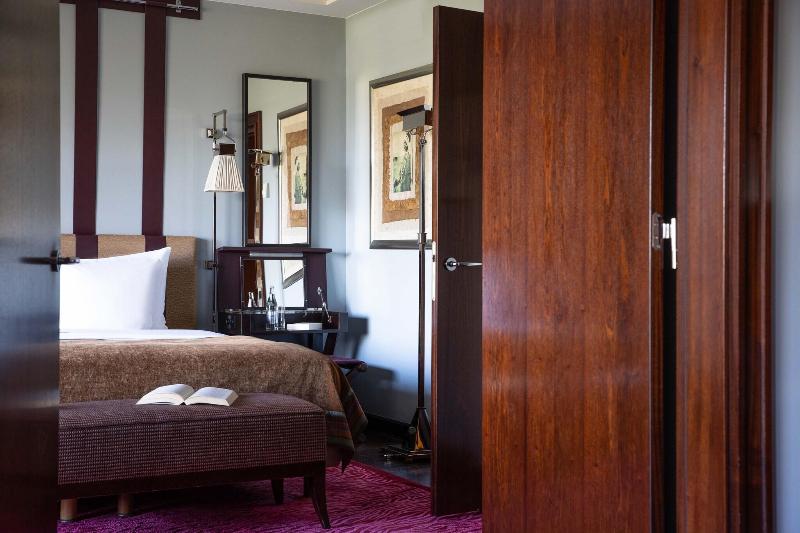 La Reserve Geneve Hotel And Spa - Oda