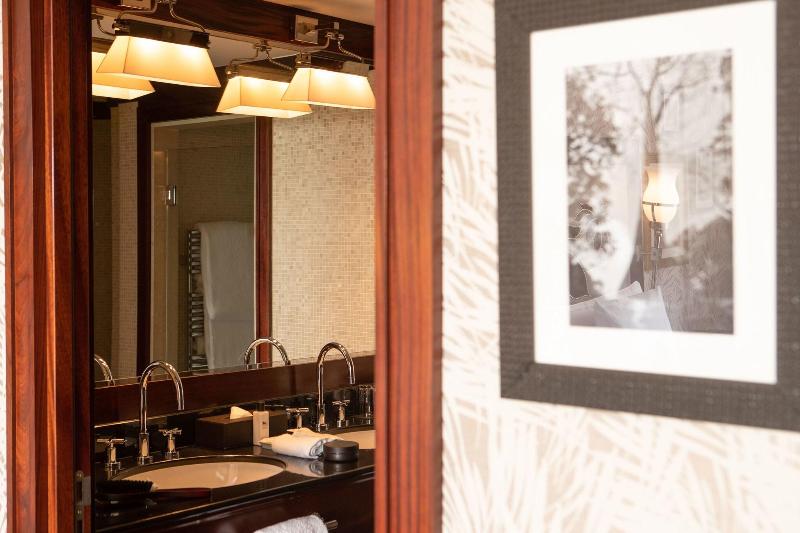 La Reserve Geneve Hotel And Spa - Oda