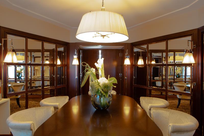 La Reserve Geneve Hotel And Spa - Oda