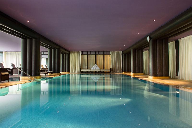 La Reserve Geneve Hotel And Spa - Havuz