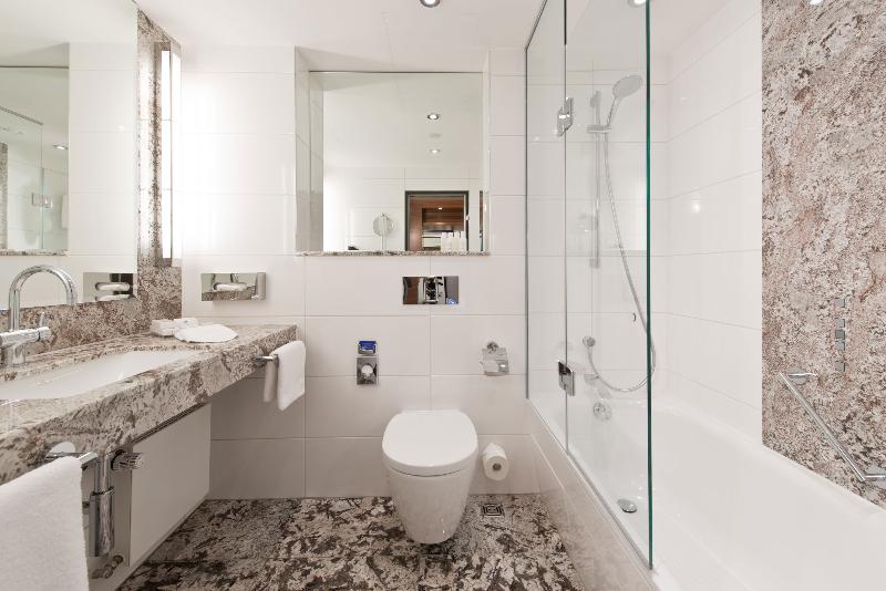 Maritim Hotel Bad Homburg - Oda