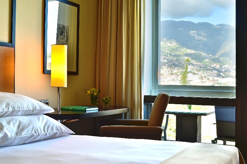 Pestana Casino Park Premium Ocean & Spa Hotel - Oda