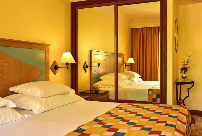 PESTANA MIRAMAR GARDEN & OCEAN HOTEL - Oda