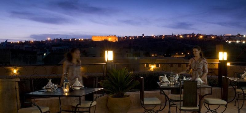 Riad Laaroussa- Guest House - Teras