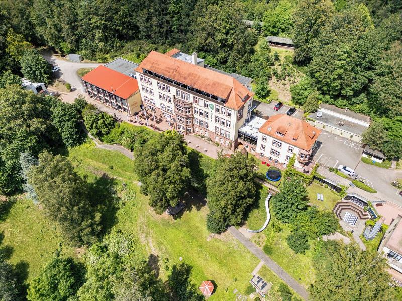 Roomingtons Hotel Franziskushöhe Lohr - Genel