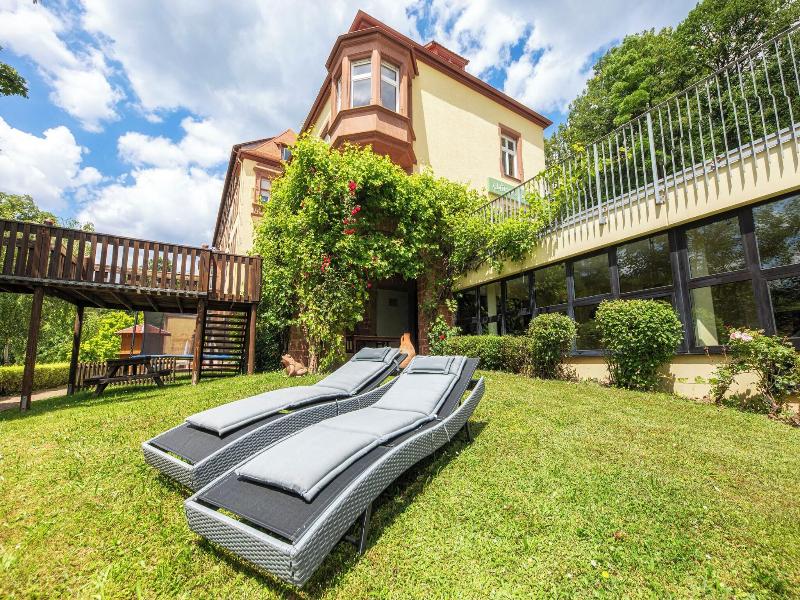 Roomingtons Hotel Franziskushöhe Lohr - Genel