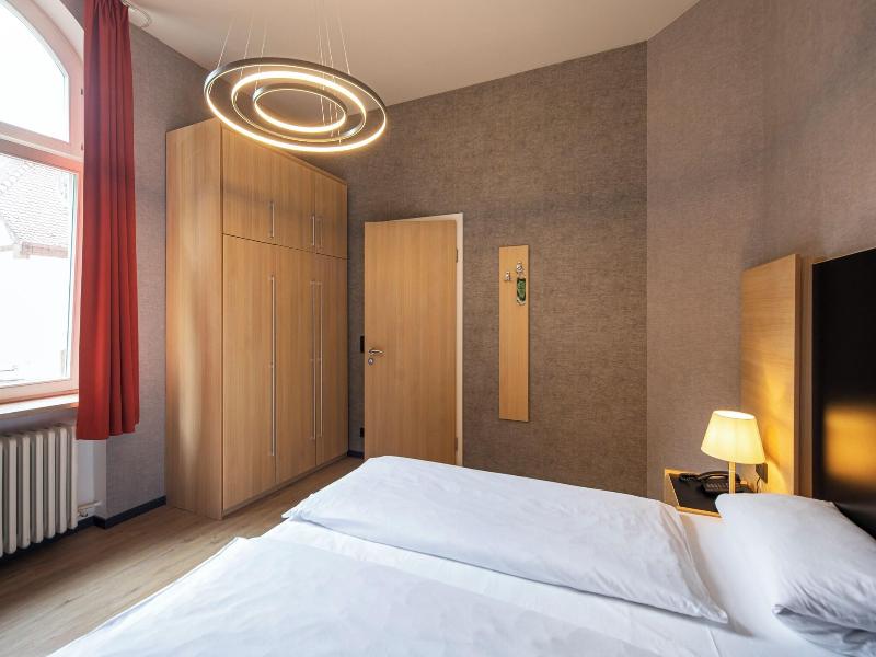 Roomingtons Hotel Franziskushöhe Lohr - Oda