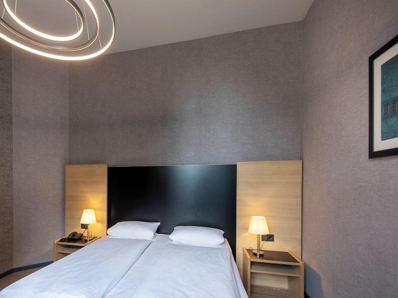 Roomingtons Hotel Franziskushöhe Lohr - Oda