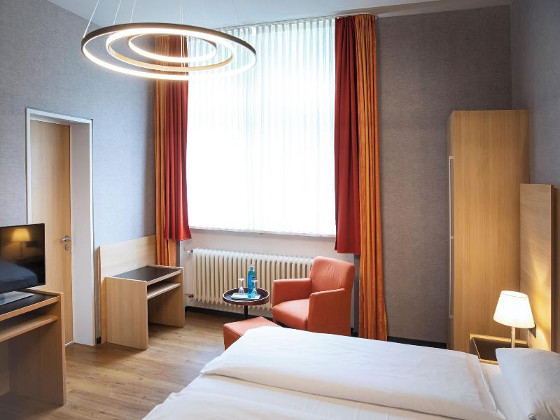 Roomingtons Hotel Franziskushöhe Lohr - Oda