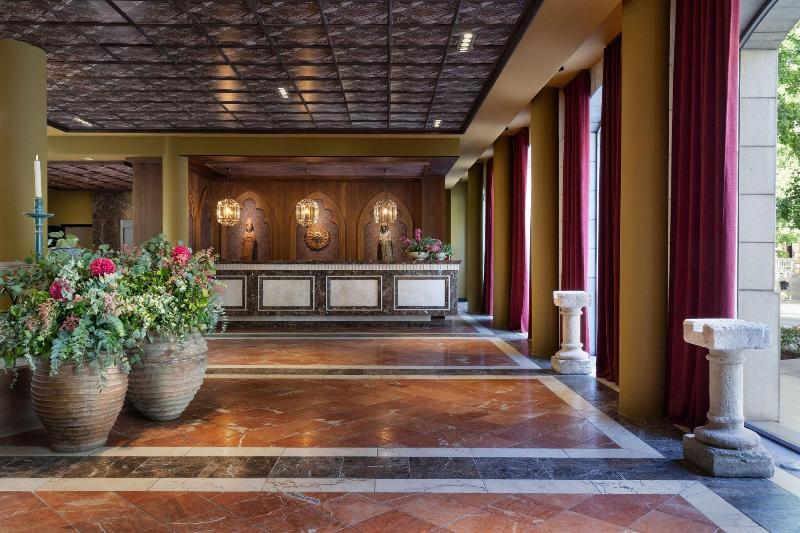 AC Palacio de Santa Paula Autograph Collection - Genel