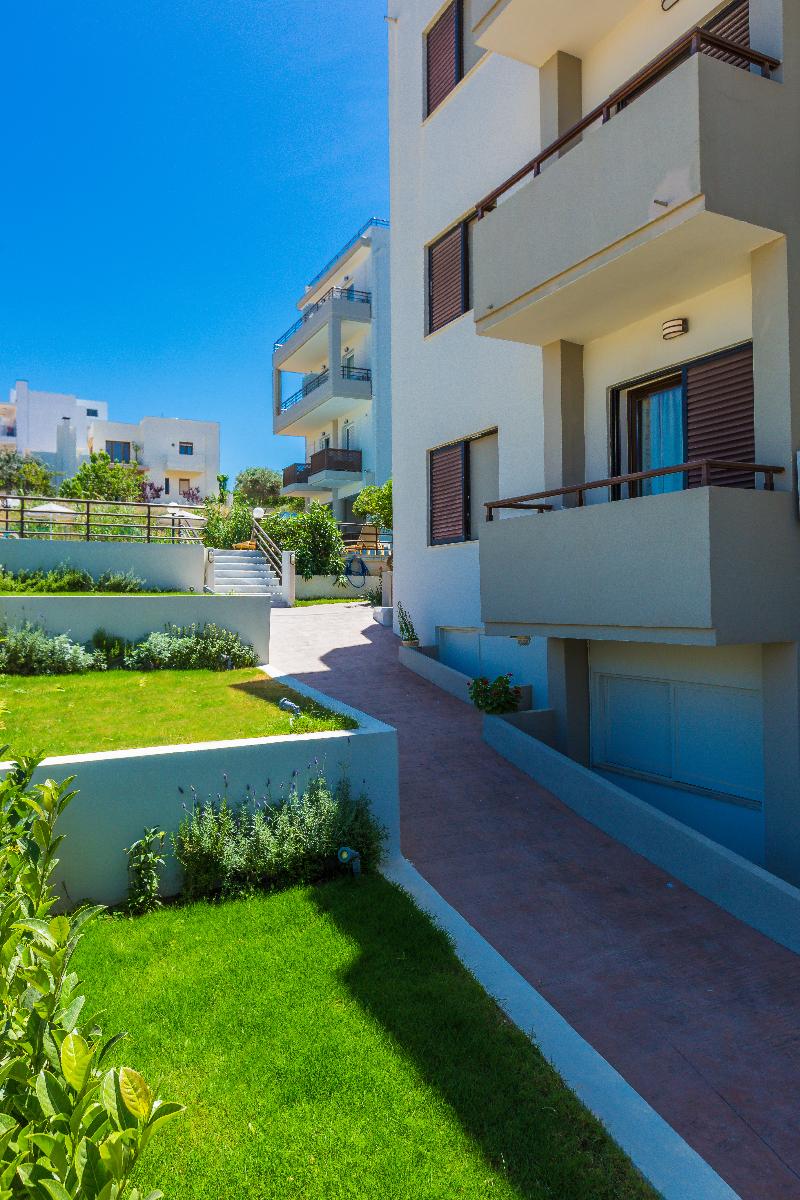 Eltina Hotel - Genel