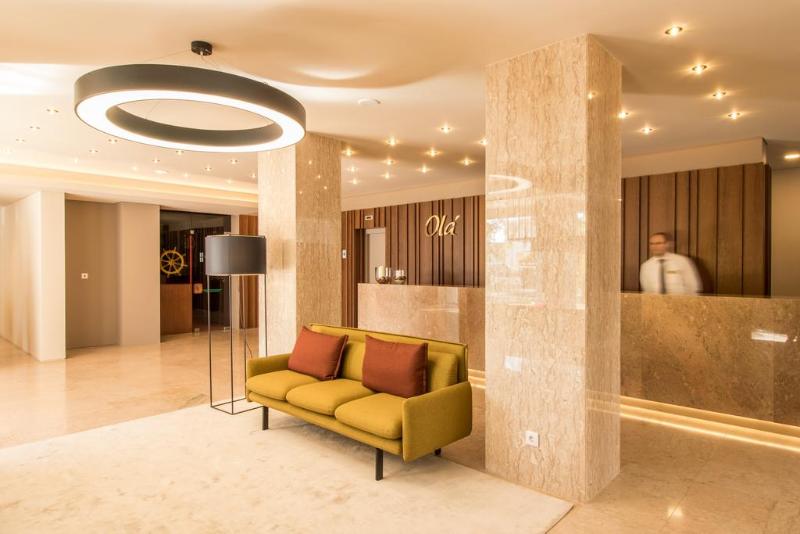 Girassol Suite Hotel - Lobi