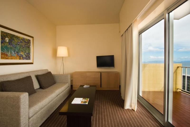 Girassol Suite Hotel - Oda