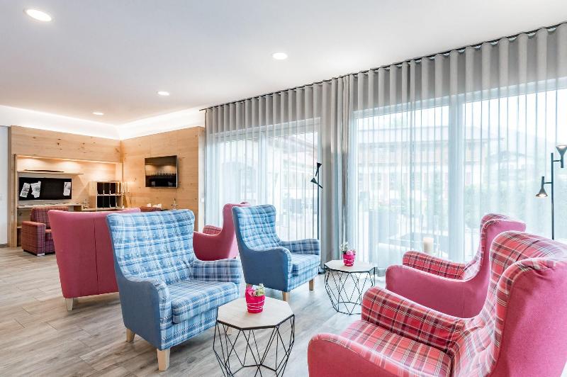 Zum Gourmet Wellnesshotel - Lobi
