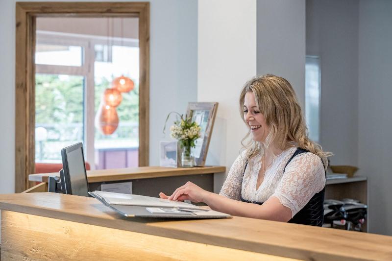 Zum Gourmet Wellnesshotel - Lobi